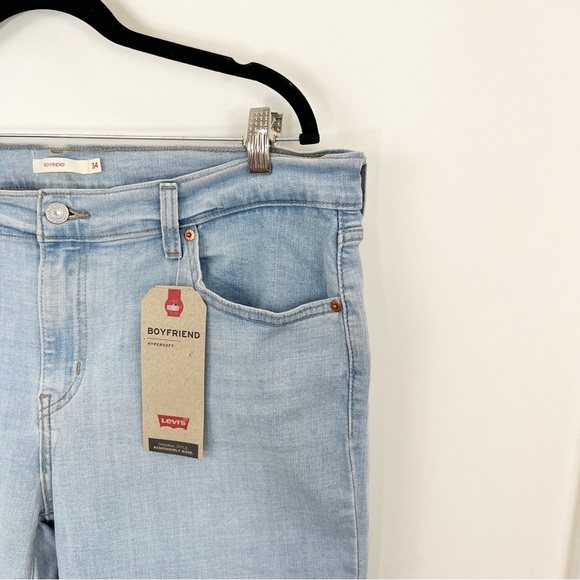 Levi’s Light Wash Mid Rise Boyfriend Jeans Size 18 NWT - Picture 6 of 16